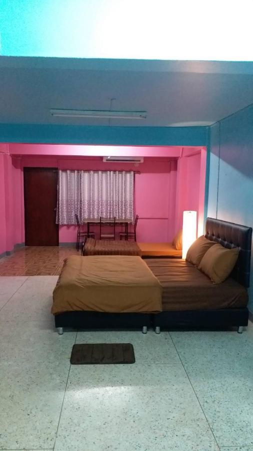 Gate 14 Inn Nakhonphanom Kültér fotó