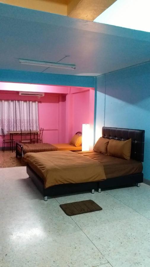 Gate 14 Inn Nakhonphanom Kültér fotó